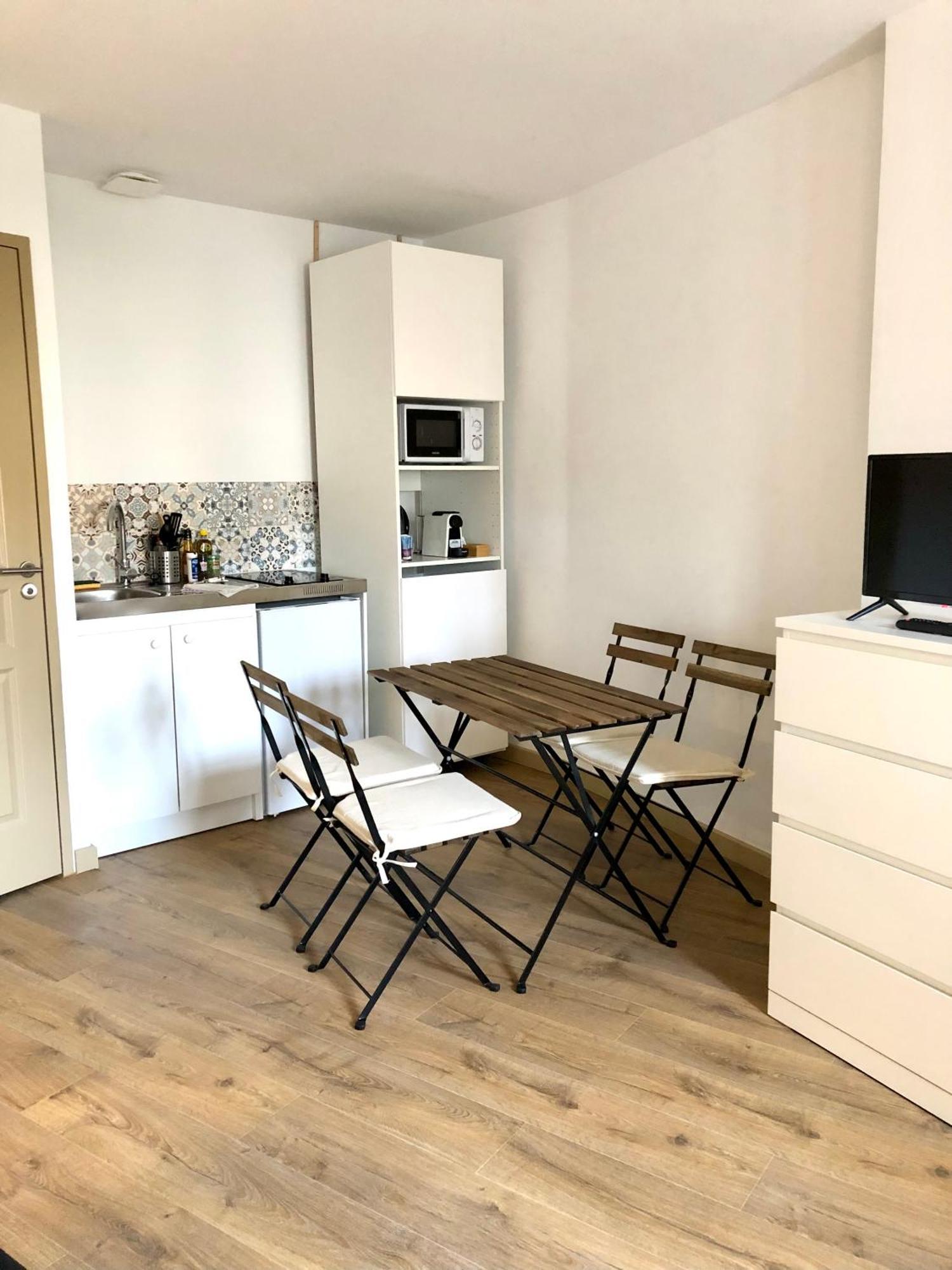 Logement Neuf, Tout Confort, Au Coeur Du Village Saint Didier  Εξωτερικό φωτογραφία